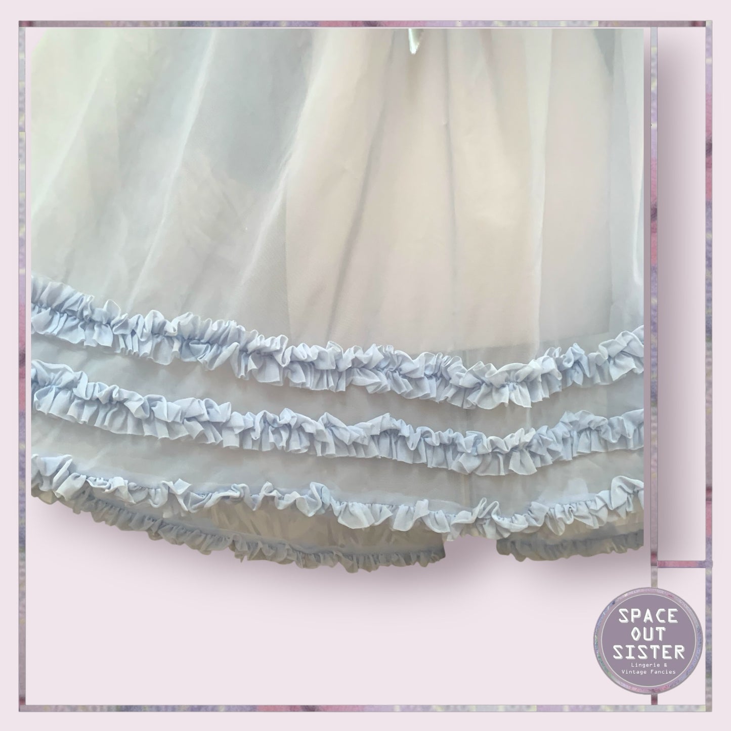 Rare! Vintage ILGWU Circa 1960s Ruffle Nightdress