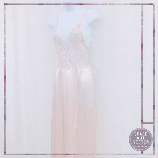 1980s Jessica Lynn Nightgown & Bed Jacket Set
