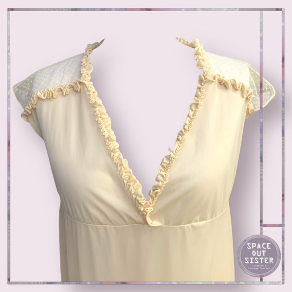 Vintage Polka Shoulder Ruffle Nightdress
