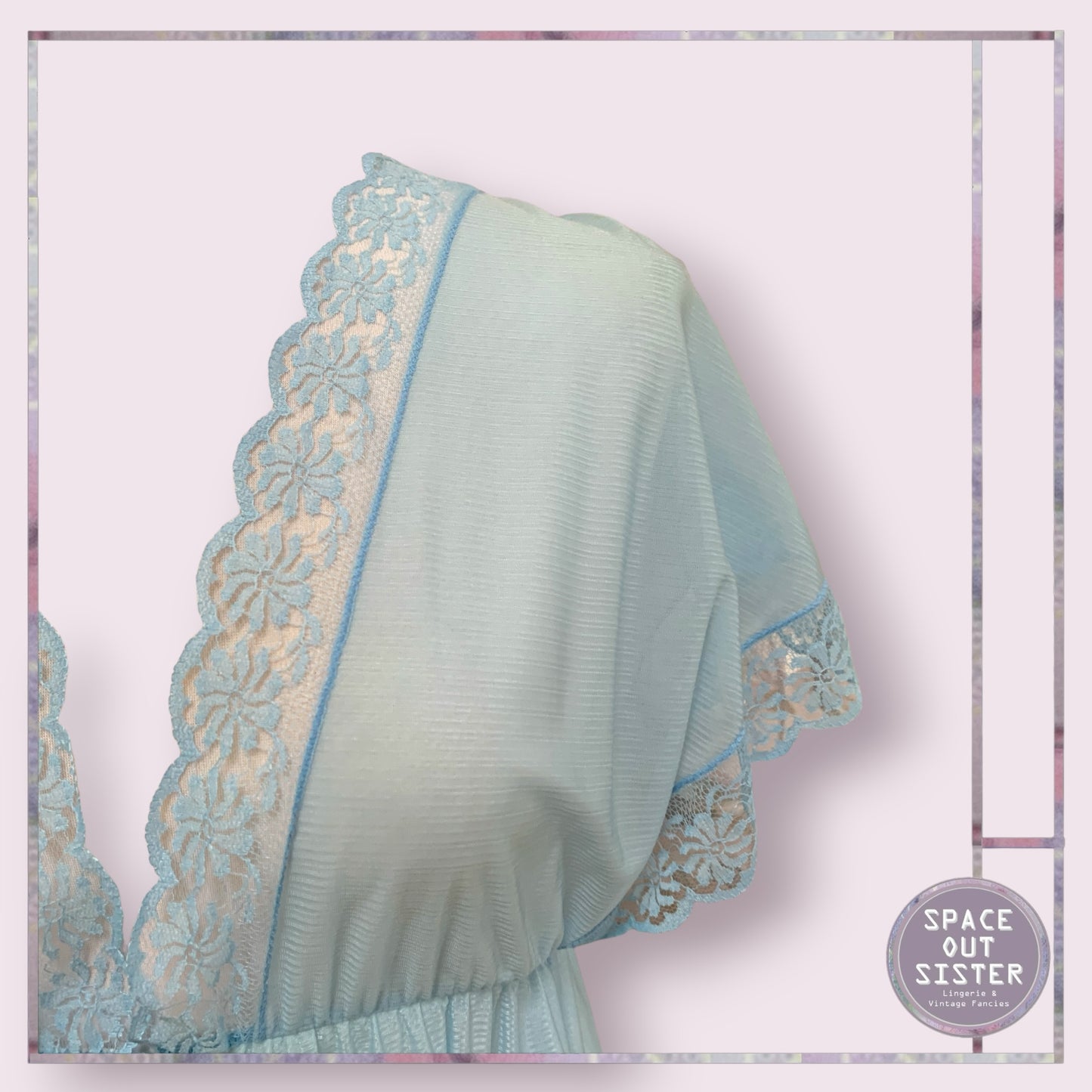 Vintage Lace Sleeve Blue Robe