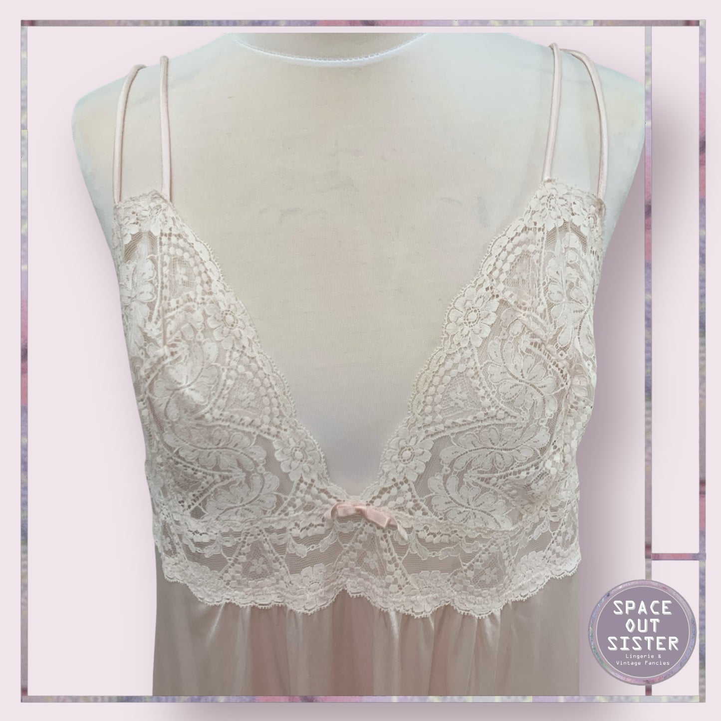 Vintage Vaserette Nightdress
