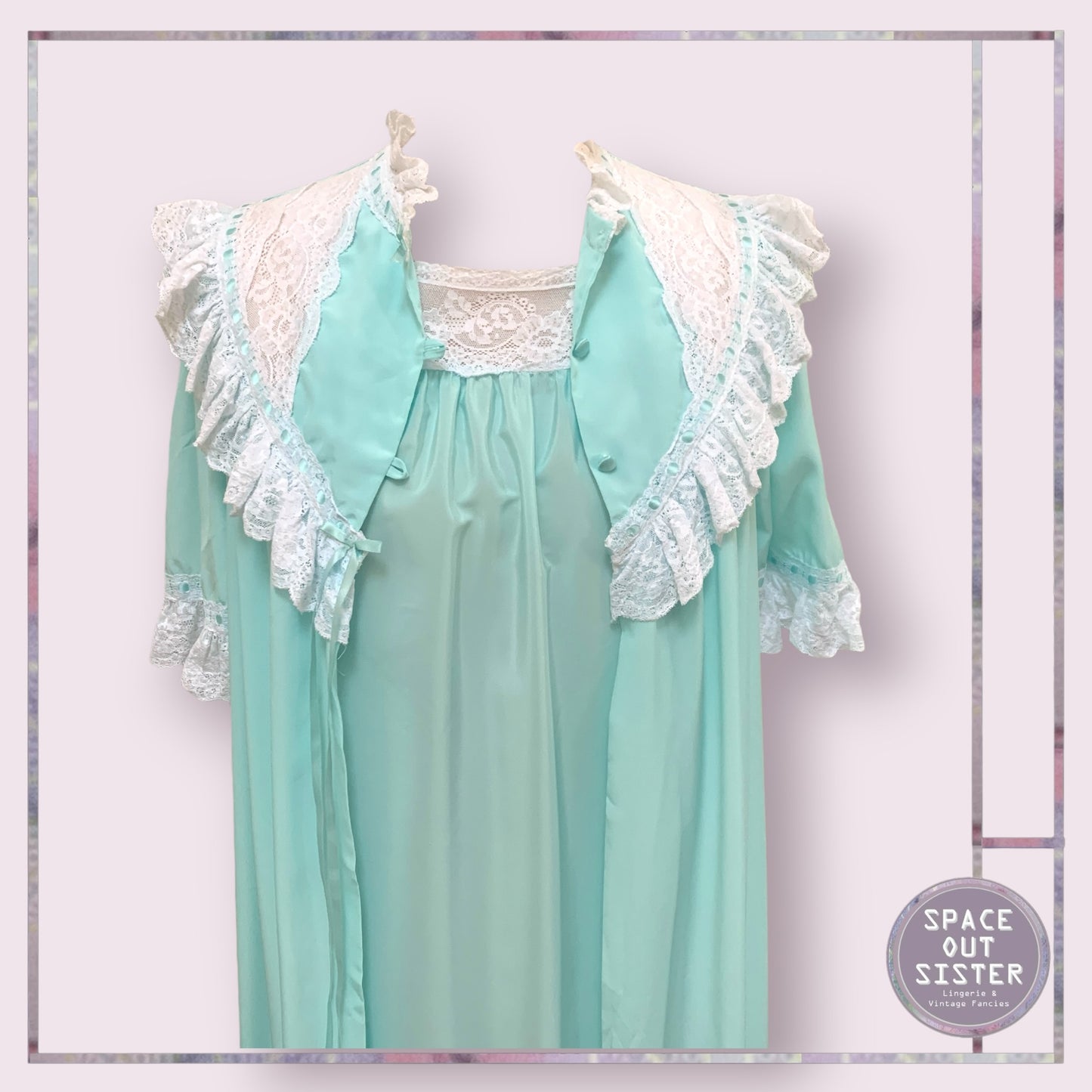Vintage Saxon Peignoir Set