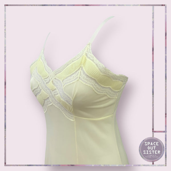 Vintage Lemon Blush Delicate Diamond Slip