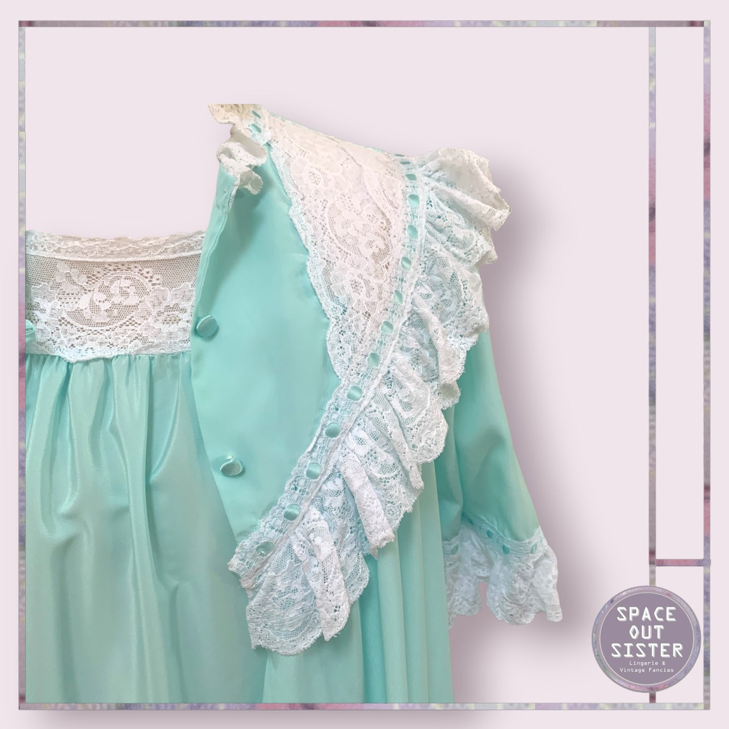 Vintage Saxon Peignoir Set