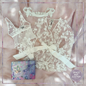 The Honeymoon Gift Box
