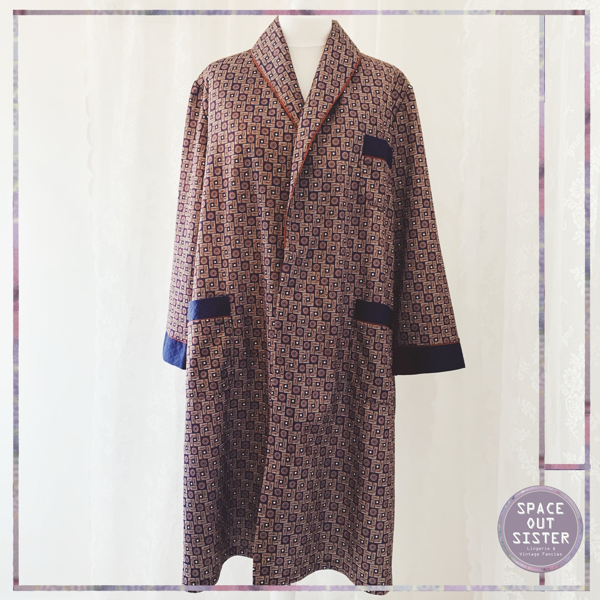 Vintage La Merilleurel Note Dressing Gown