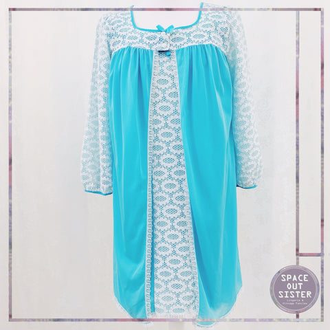 Circa 1960s Vintage Odetta Short Nightdress & Negligee